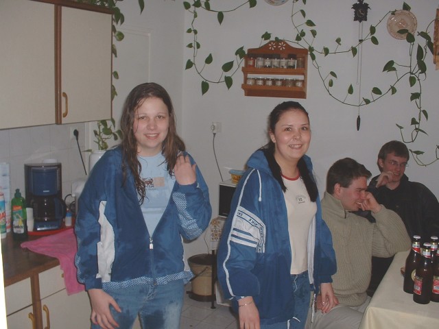Melinda �s huga ( ford�tott sorrendben )